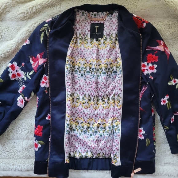 🍒LIKE NEW🍒 TED BAKER ORIENTAL BOMBER JACKET - Picture 6 of 12